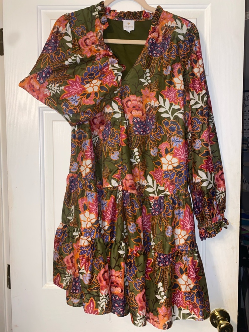 J. Marie Olive Floral Tiered V-Neck Dress
RETAILS $198